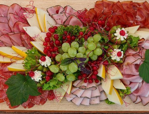 How to Create an Amazing Grazing Board